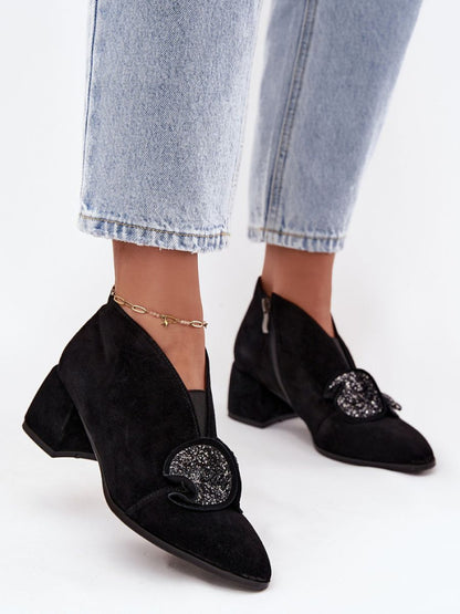 Botine cu toc Step in style, Model 219245, Negru - material piele naturală de căprioară  Footbed piele naturala  Înălţimea carâmbului 8 cm Înălţimea tocului 6 cm