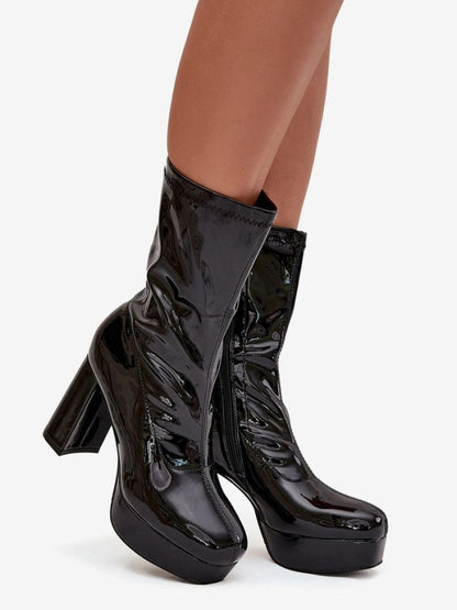 Botine cu toc Step in style, Model 219264, Negru - material imitație de piele  Căptușeală pânză  Footbed pătură de pantofi  Înălţimea carâmbului 21 cm Înălţimea tocului 10 cm