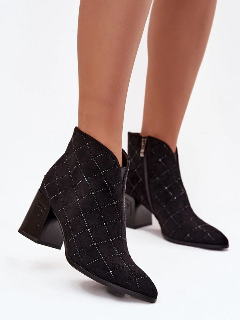 Botine cu toc Step in style, Model 219270, Negru - material piele artificiala piele  Căptușeală pătură de pantofi  Footbed pătură de pantofi  Înălţimea carâmbului 10 cm Înălţimea tocului 7.5 cm