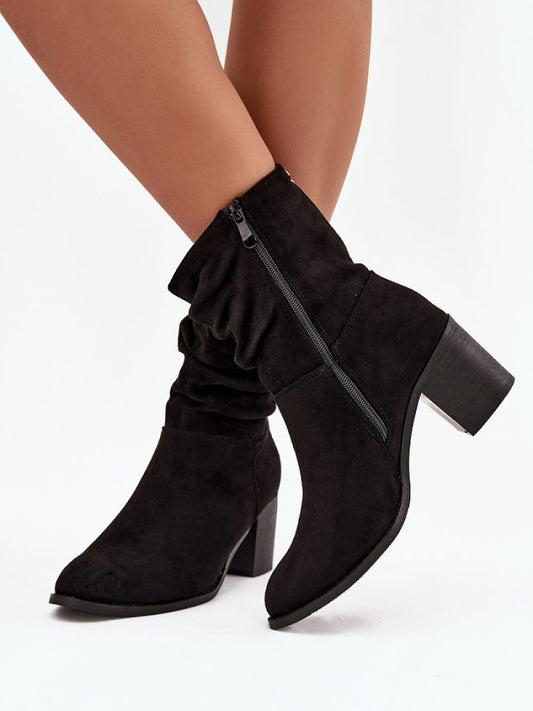 Botine cu toc Step in style, Model 219397, Negru - material piele artificiala piele  Footbed imitație de piele  Înălţimea carâmbului 16.5 cm Înălţimea tocului 7 cm