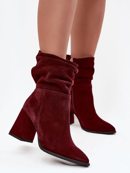 Botine cu toc Step in style, Model 220194, Roşu - material piele naturală de căprioară  Căptușeală simțit  Footbed simțit  Înălţimea carâmbului 17.5 cm Înălţimea tocului 8 cm