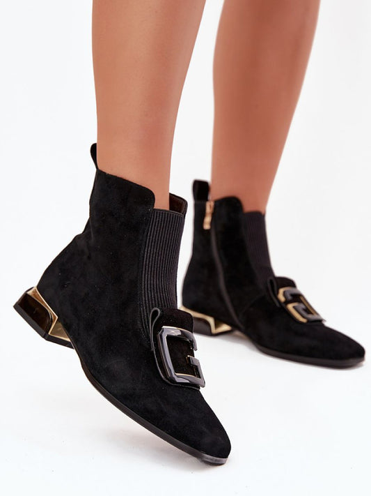 Botine cu toc Step in style, Model 220202, Negru - material piele naturală de căprioară  Căptușeală pătură de pantofi  Footbed pătură de pantofi  Înălţimea carâmbului 12.5 cm Înălţimea tocului 3 cm