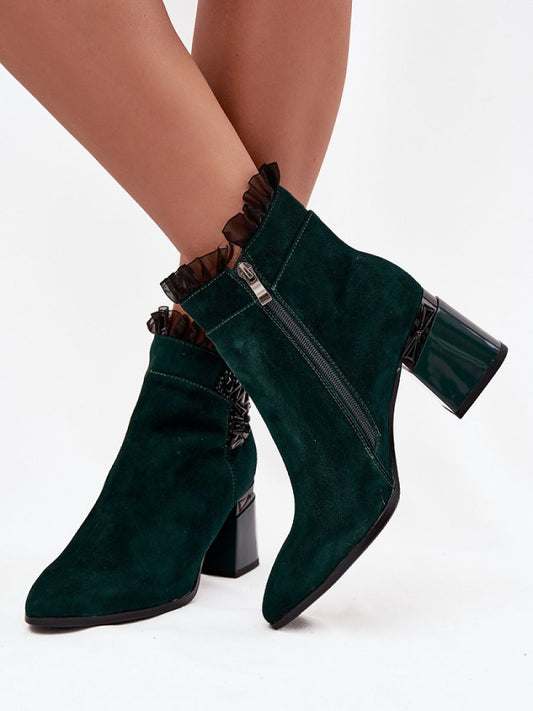 Botine cu toc Step in style, Model 220504, Verde - material piele naturală de căprioară  Căptușeală pătură de pantofi  Footbed pătură de pantofi  Înălţimea carâmbului 12 cm Înălţimea tocului 7 cm