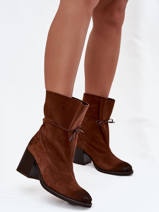 Botine cu toc Step in style, Model 220703, Maro - material piele naturală de căprioară  Footbed simțit  Înălţimea carâmbului 19 cm Înălţimea tocului 7.5 cm