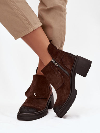 Botine cu toc Step in style, Model 220893, Maro - material piele naturală de căprioară  Căptușeală simțit  Footbed simțit  Înălţimea carâmbului 12.5 cm Înălţimea tocului 6.5 cm