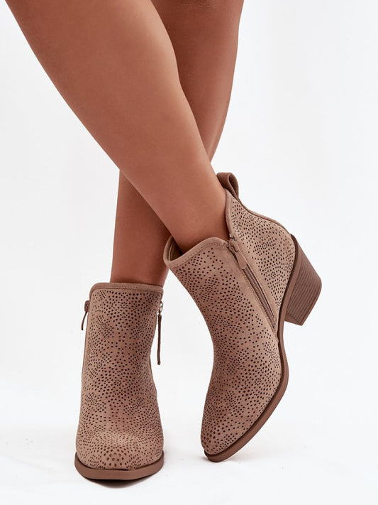 Botine cu toc Step in style, Model 222514, Bej - material piele artificiala piele  Footbed imitație de piele  Înălţimea carâmbului 10.5 cm Înălţimea tocului 6 cm