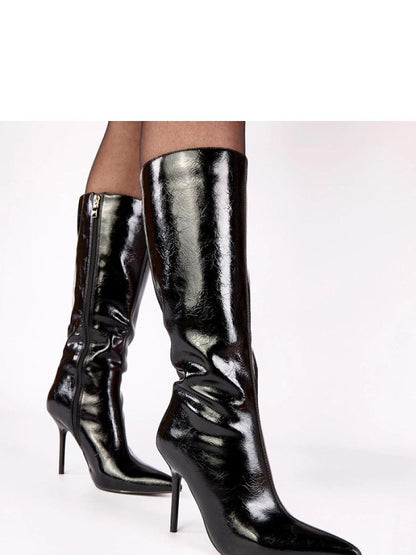 Cizme cu toc Solea, Model 221674, Negru - material imitație de piele  Footbed pânză  Înălţimea carâmbului 32 cm Înălţimea tocului 10 cm