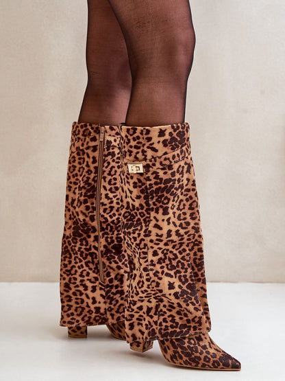 Cizme cu toc Step in style, Model 203516, Maro - material piele artificiala piele  Căptușeală pânză  Footbed pânză  Înălţimea carâmbului 35 cm Înălţimea tocului 10 cm