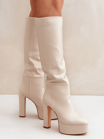 Cizme cu toc Step in style, Model 204661, Bej - material imitație de piele  Căptușeală pătură de pantofi  Footbed pătură de pantofi  Înălţimea carâmbului 41 cm Înălţimea tocului 13.5 cm Înălţimea platformei 4.5 cm