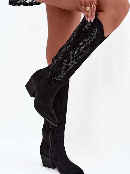 Cizme cu toc Step in style, Model 218491, Negru - material piele artificiala piele  Căptușeală pânză  Footbed imitație de piele  Înălţimea carâmbului 41 cm Înălţimea tocului 6.5 cm