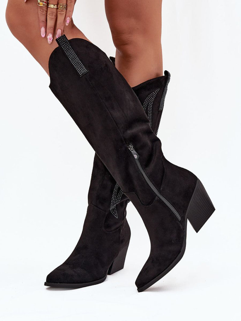 Cizme cu toc Step in style, Model 218491, Negru - material piele artificiala piele  Căptușeală pânză  Footbed imitație de piele  Înălţimea carâmbului 41 cm Înălţimea tocului 6.5 cm