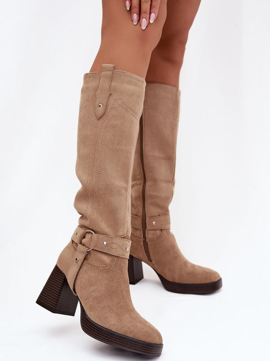 Cizme cu toc Step in style, Model 221526, Bej - material piele artificiala piele  Căptușeală pătură de pantofi  Footbed pătură de pantofi  Înălţimea carâmbului 34 cm Înălţimea tocului 8 cm