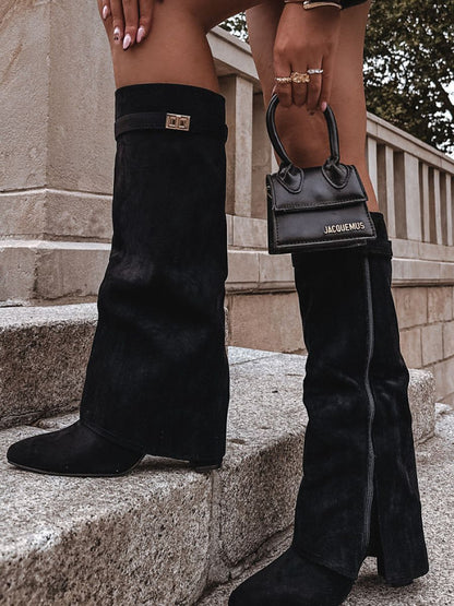 Cizme cu toc Step in style, Model 223003, Negru - material piele artificiala piele  Footbed pânză  Înălţimea carâmbului 40 cm Înălţimea tocului 11 cm