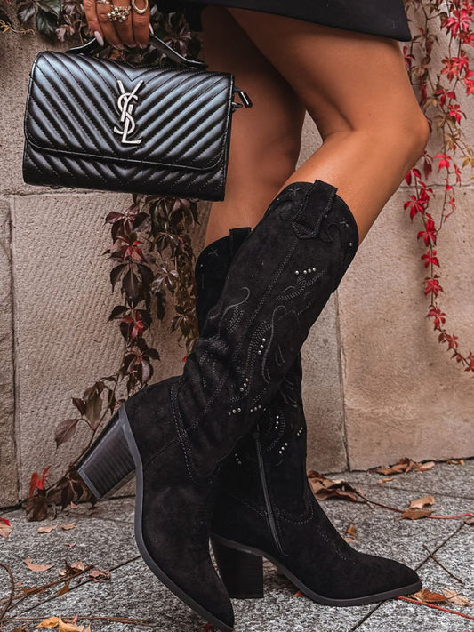 Cizme cu toc Step in style, Model 223005, Negru - material piele artificiala piele  Footbed pânză  Înălţimea carâmbului 37 cm Înălţimea tocului 8 cm