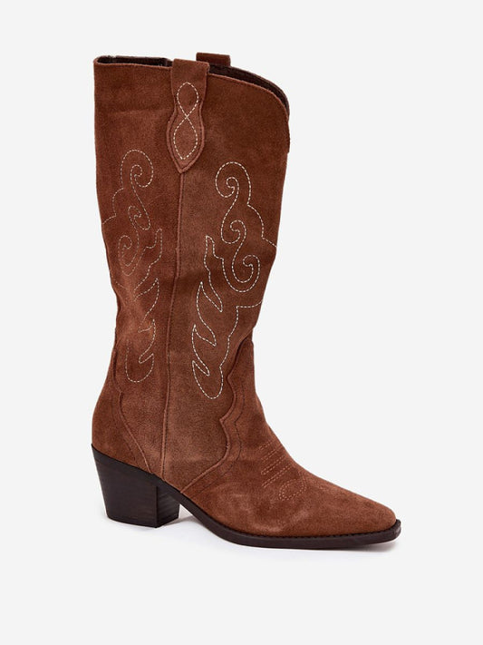 Cizme cu toc Step in style, Model 223007, Maro - material piele naturală de căprioară  Footbed pânză  Înălţimea carâmbului 32.5 cm Înălţimea tocului 6 cm