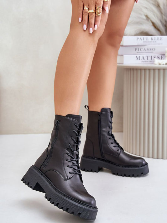 Ghete Step in style, Model 202041, Negru