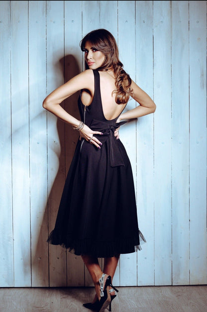 Rochie neagra cu spatele gol Estella