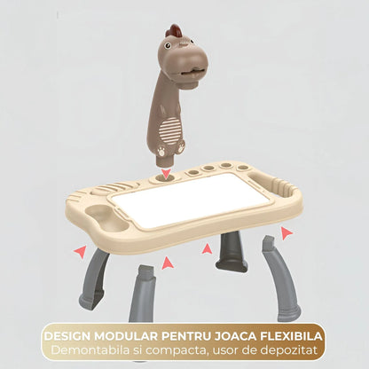 Masa interactiva de desen pentru copii cu model dinozaur, Tabla magnetica lavabila, Unghi ajustabil (plat/inclinat), Picioare demontabile, Discuri cu sabloane rotative, Markere color incluse, Durabil, Maro/Alb - 221.ro