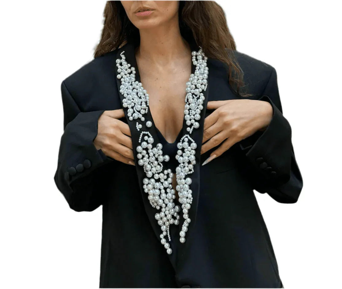 Sacou accesorizat manual cu perle