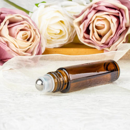 Sticluță ambră reutilizabilă cu roll on metalic și capac negru 10ml