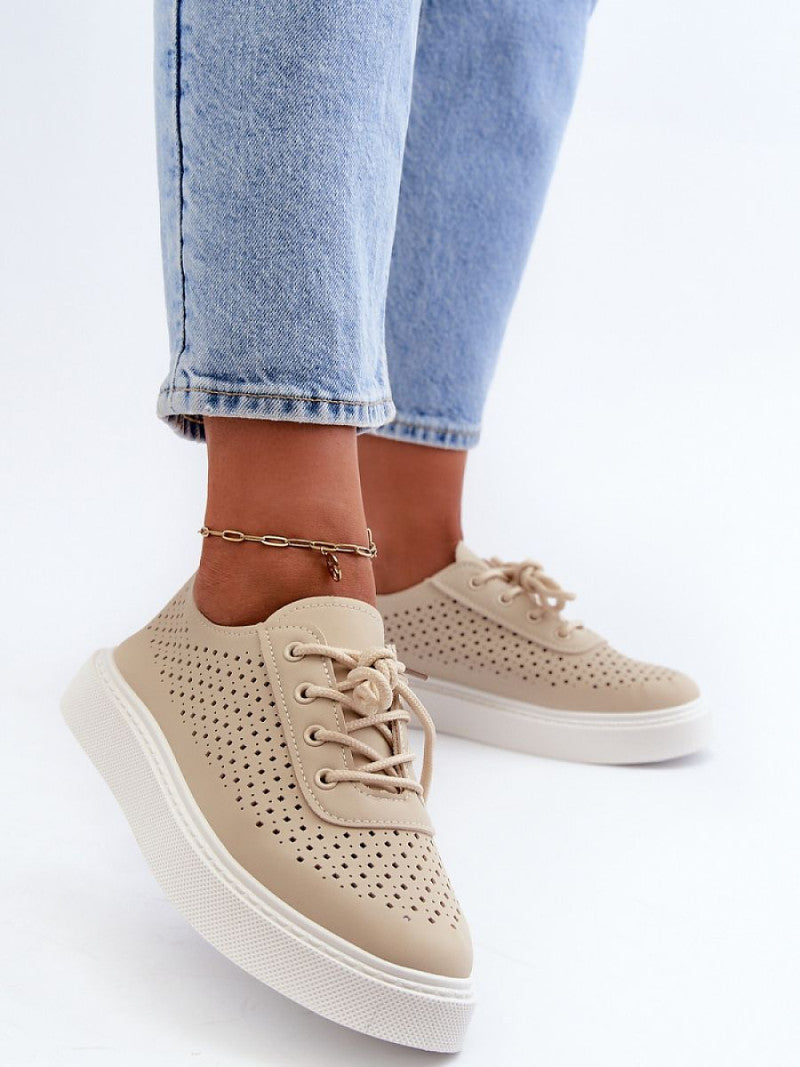 Tenişi Step in style, Model 198571, Bej - material imitație de piele  Footbed spumă plus țesătură  Înălţimea carâmbului 6 cm Înălţimea platformei 2.5 cm