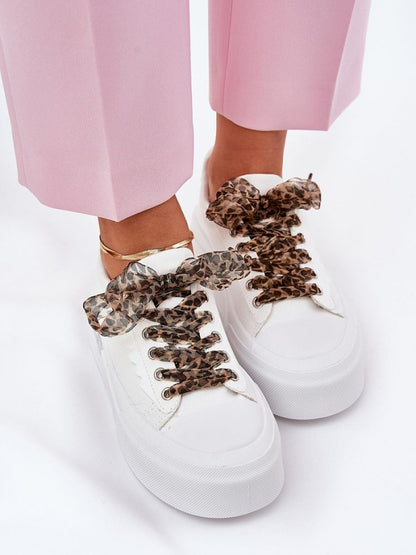 Tenişi Step in style, Model 209817, Alb - material pânză  Footbed tkanina plus pian  Înălţimea carâmbului 6.5 cm Înălţimea platformei 4.5 cm