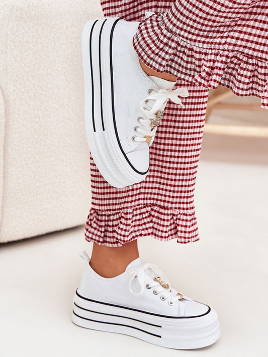 Tenişi Step in style, Model 214396, Alb - material pânză  Footbed imitație de piele  Înălţimea carâmbului 6.5 cm Înălţimea platformei 4.5 cm